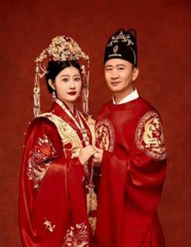 41岁李嘉明婚后12天屡传婚变！23岁娇妻住院后哭诉：一次次红了眼-图2